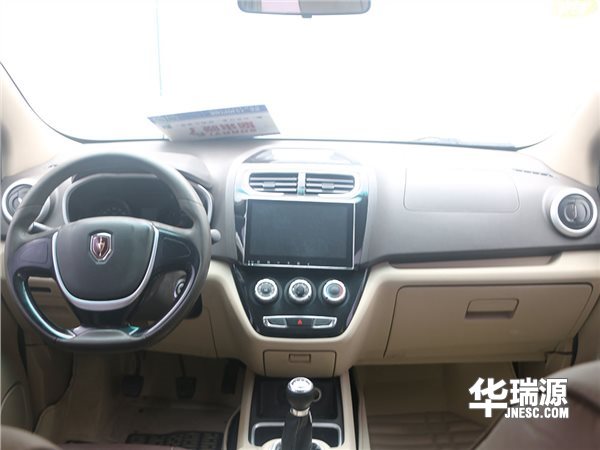 7座MPV金杯750,兼顾家用和轻货