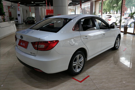 九江二手奔腾B30 2019款 1.6L 手自一体 舒适型