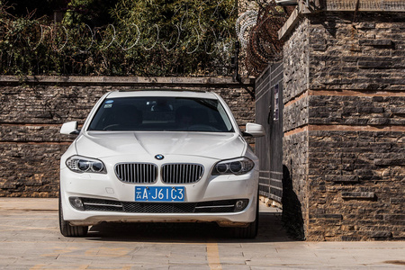楚雄二手宝马5系 2013款 525Li 2.0T 手自一体 领先型