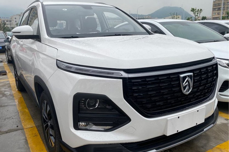 巴中二手宝骏530 2020款 1.5T CVT 尊贵互联型 7座