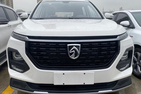 巴中二手宝骏530 2020款 1.5T CVT 尊贵互联型 7座